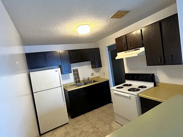 539 S Wasson Ln #201 — Photo 6
