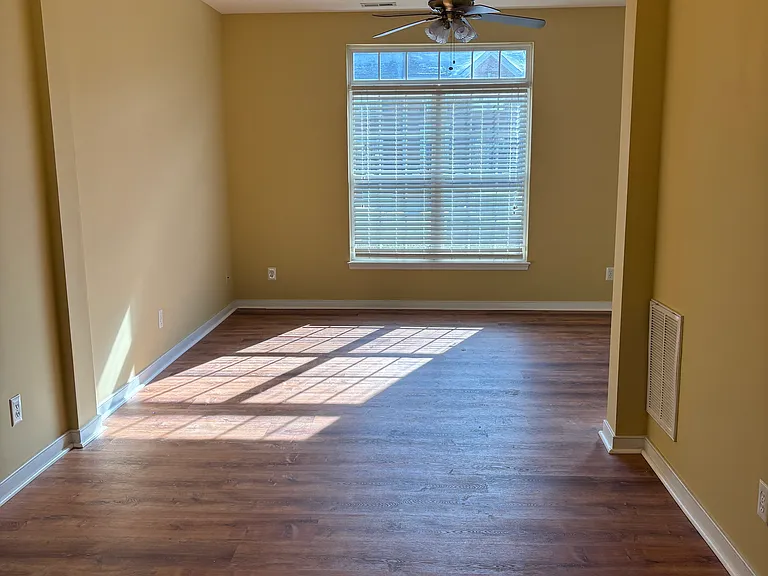 11365 Abbots Cross Ln — Photo 3