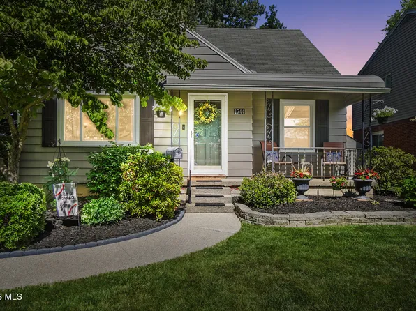 1744 Heatherdowns Blvd, Toledo, OH 43614