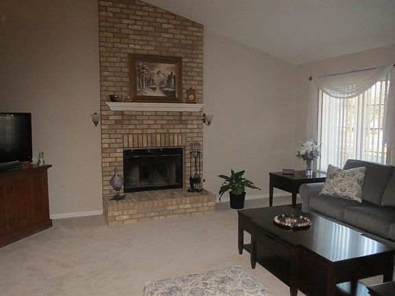 4th image of 2823 Cypress Ln