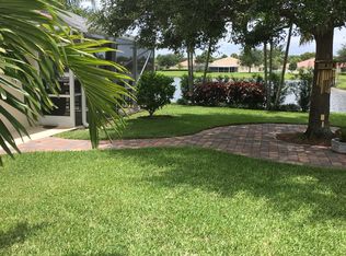 2083 Guadeloupe Dr, Wellington, FL 33414