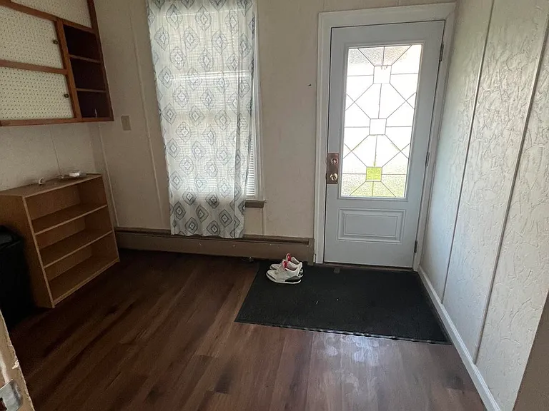 1125 Albany St #1 — Photo 5