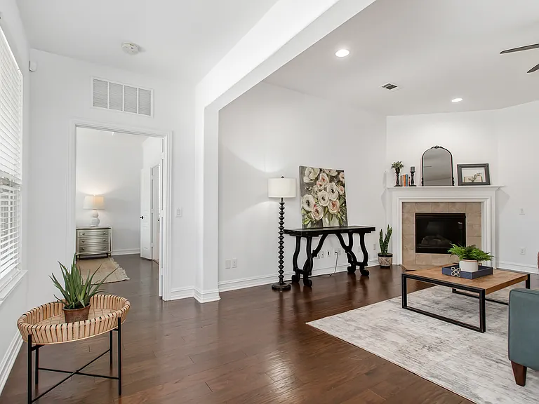 1034 Blanco Dr — Photo 20