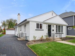 766 S Swain Ave, Elmhurst, IL 60126