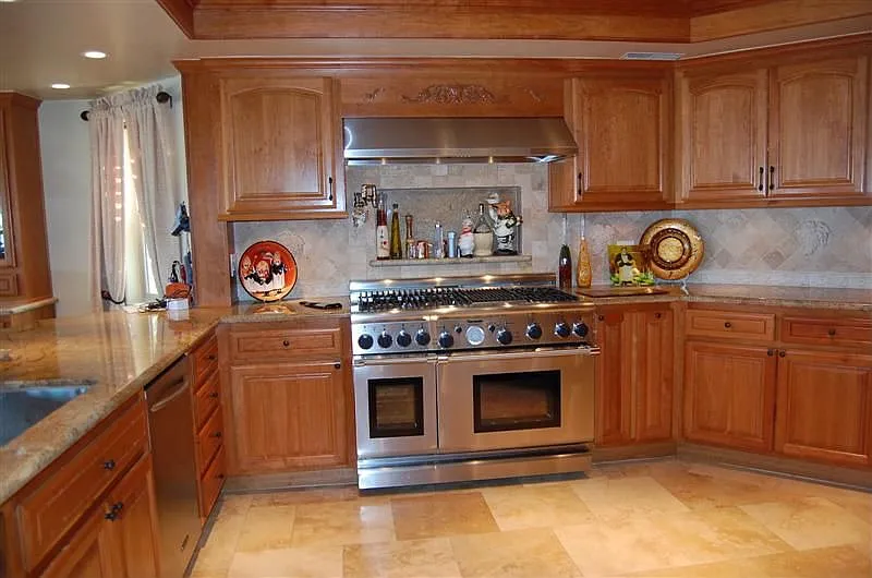 950 Lido Cir photo 1