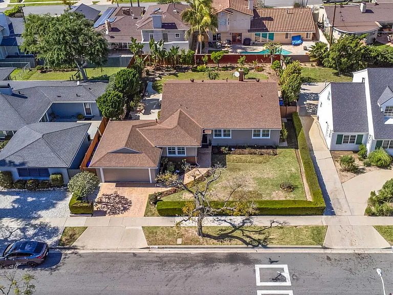 5911 S Corning Ave — Photo 38