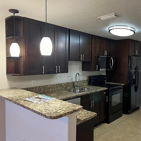 15532 Chamberlain Blvd #A — Photo 2