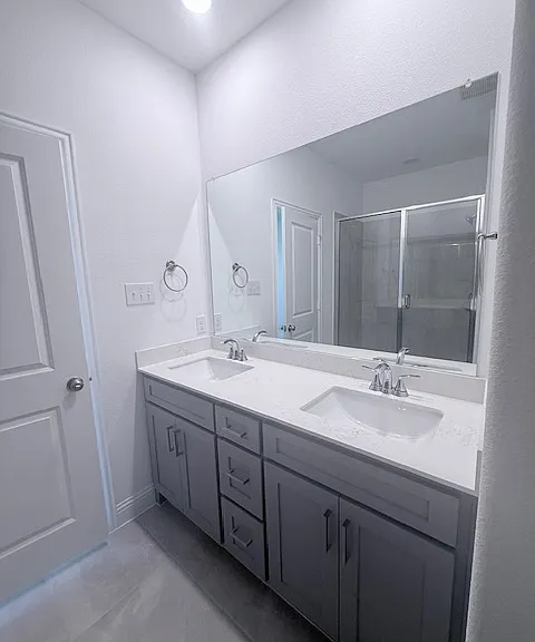 733 Santa Lucia Dr — Photo 8