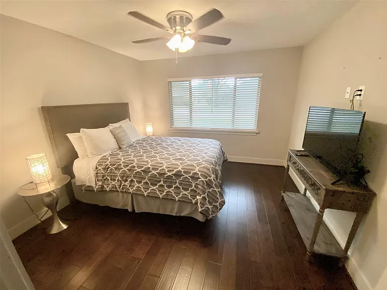 5250 Birdwood Rd — Photo 20
