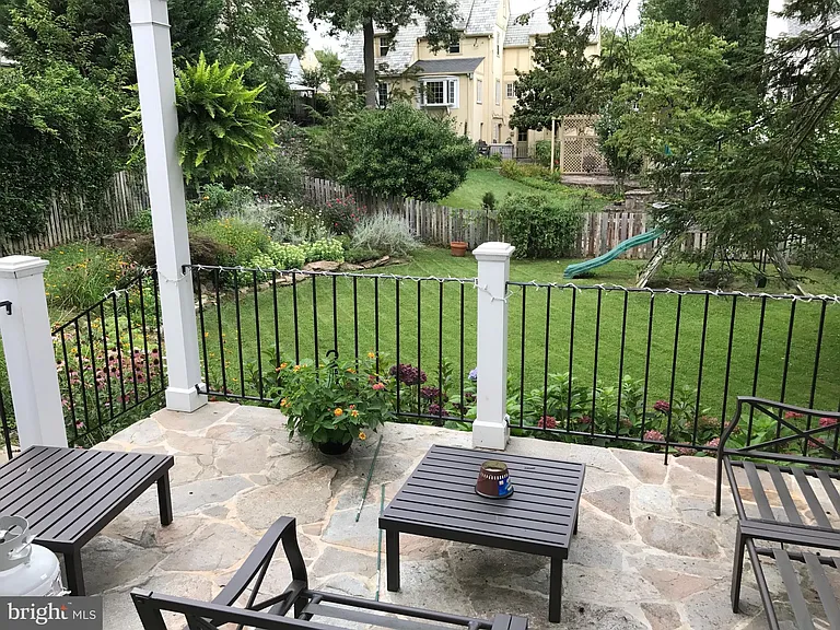 706 Regester Ave — Photo 32