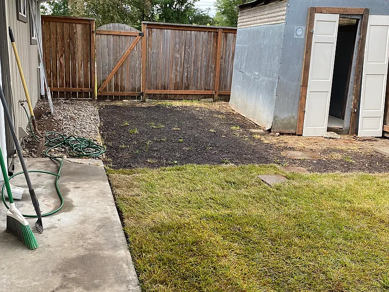 9455 SW Commercial St #9455 — Photo 7