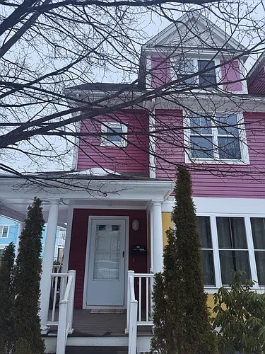 6 Hollis St Photo 1