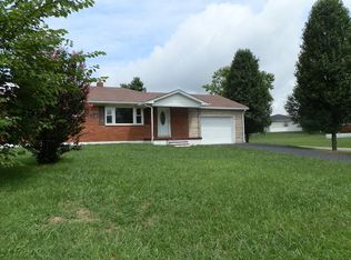 404 Old Columbia Rd, Russell Springs, KY 42642