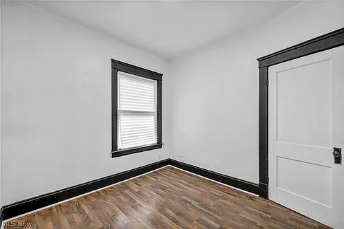 12001 Oakview Ave — Photo 10