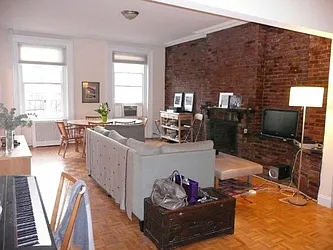 Rented by Brooklyn Heights Real Estate Inc