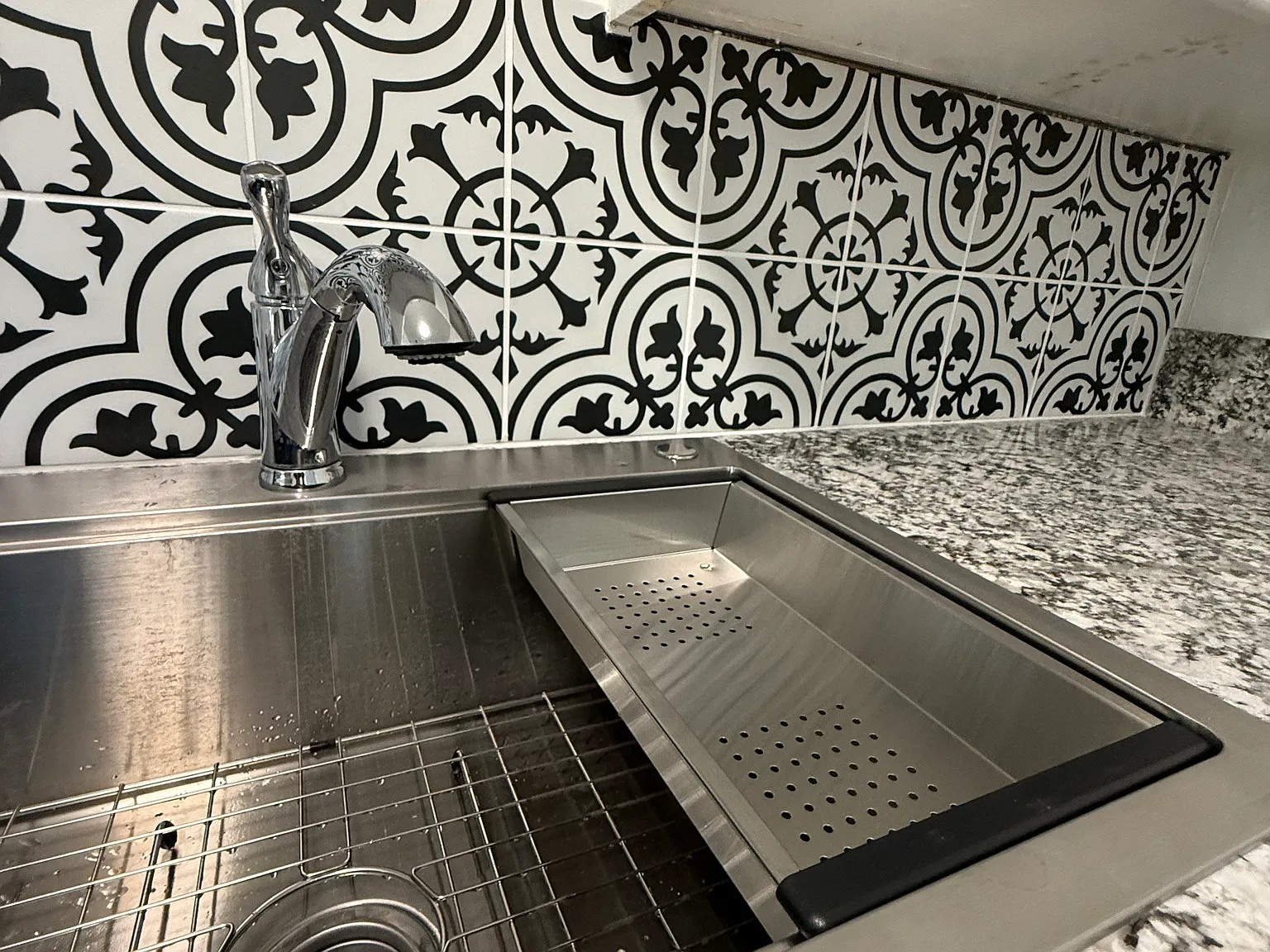 Marcelle St, Paramount — Photo 1
