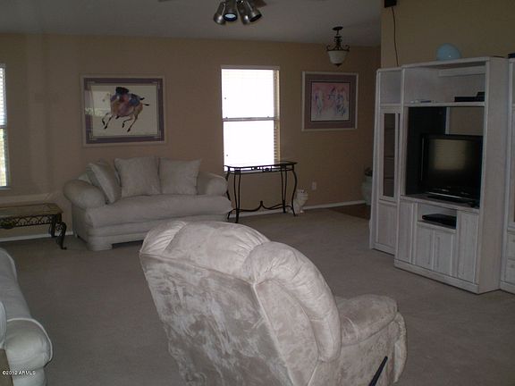 3rd image of 13989 W Country Gables Dr