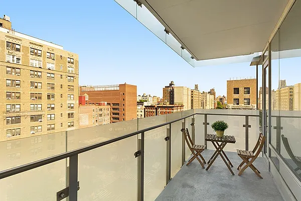 Sold by Compass | media 4