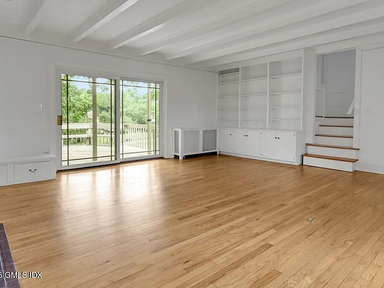 1 Hendrie Dr — Photo 18