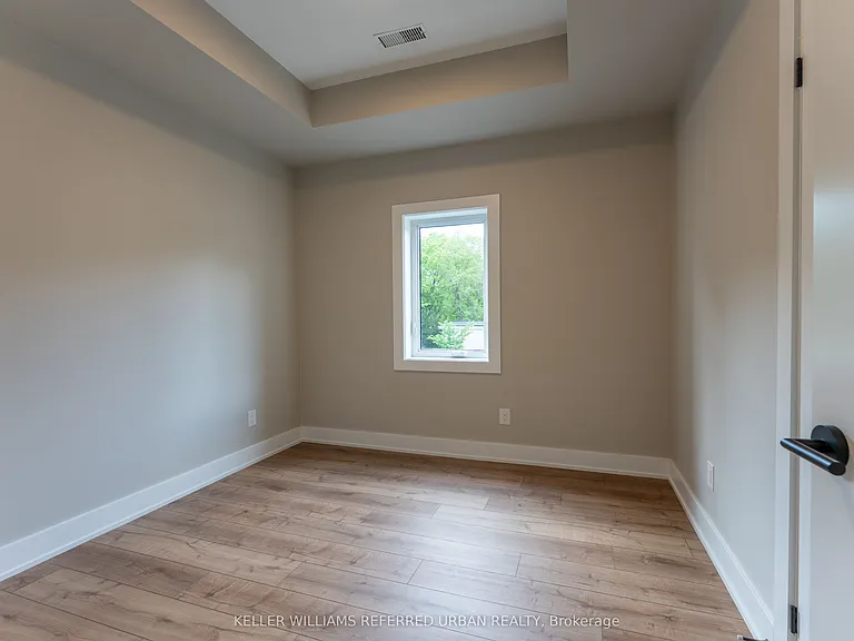 352 Jones Ave #4 — Photo 5