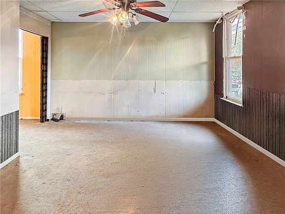 3rd image of 316 2nd St