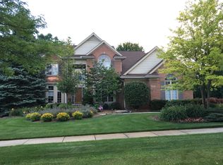 45895 Lathum Dr, Novi, MI 48374