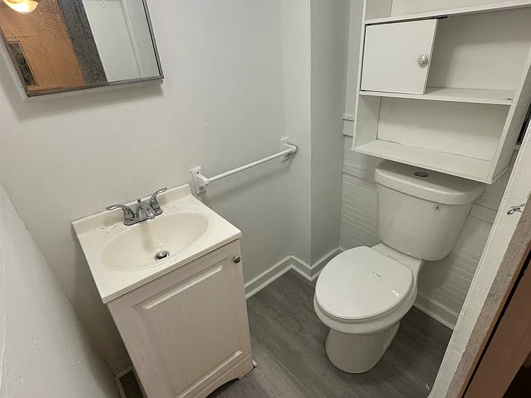 607 Church St — Photo 11