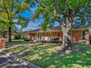 2029 Cypress St, Gainesville, TX 76240