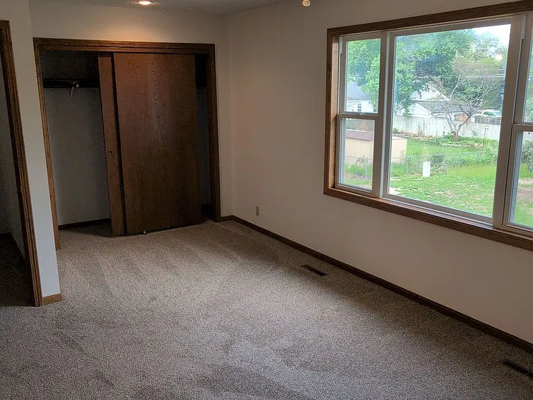 2210 Mirwyn Ct — Photo 13