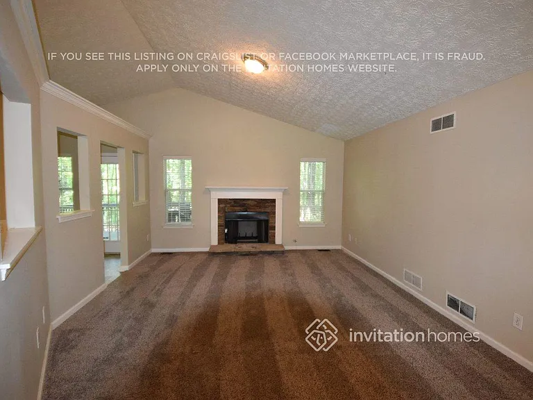60 Encampment Ct — Photo 2