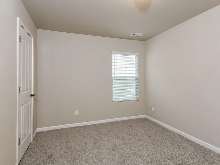217 Jefferson Ave — Photo 14