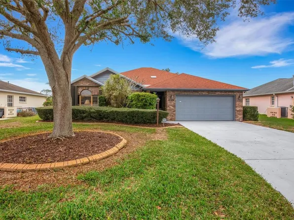 4874 Hamlets Grove Dr, Sarasota, FL 34235