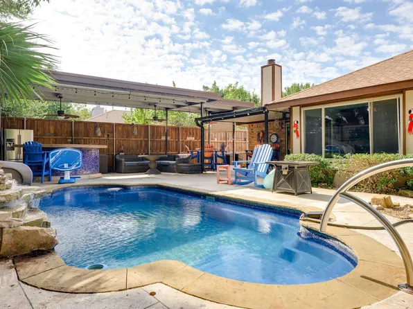 4948 Shady Oak Trl, Grand Prairie, TX 75052
