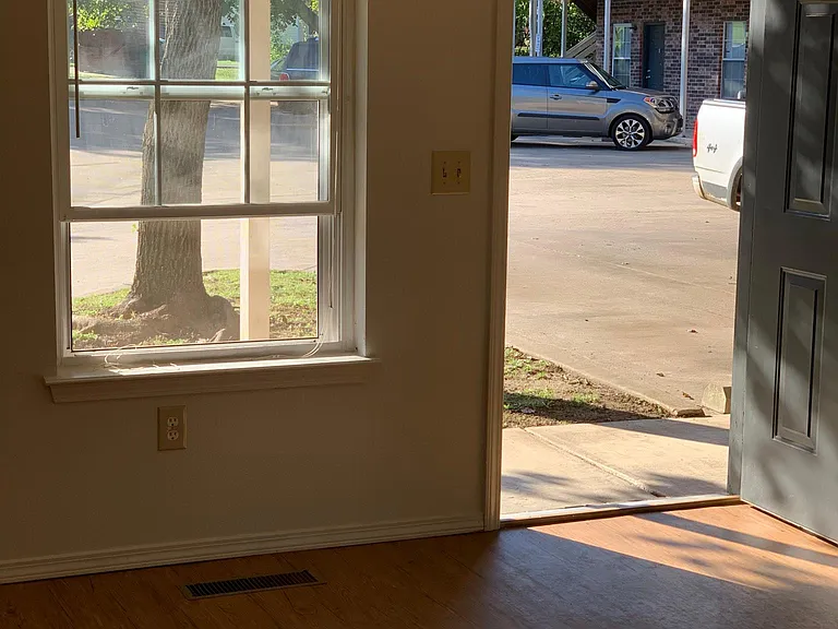 1620 W Mitchell St — Photo 8