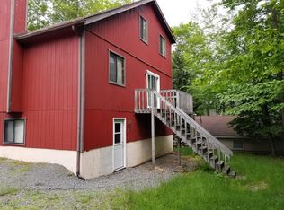 8496 Bumble Bee Way, Tobyhanna, PA 18466