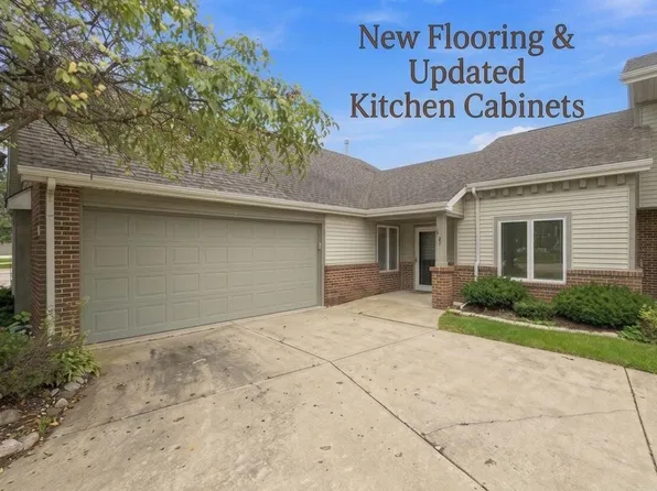 9443 Van Buren St, Crown Point, IN 46307