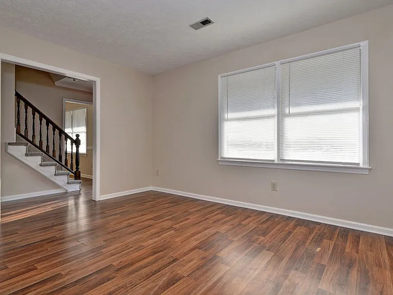 16 Natalie Dr — Photo 7