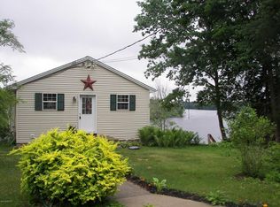 57 Twin Channels Rd, Queensbury, NY 12804