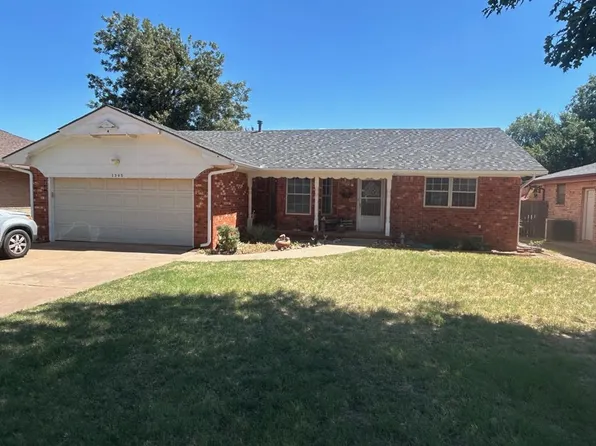 1305 S 10th St, Kingfisher, OK 73750