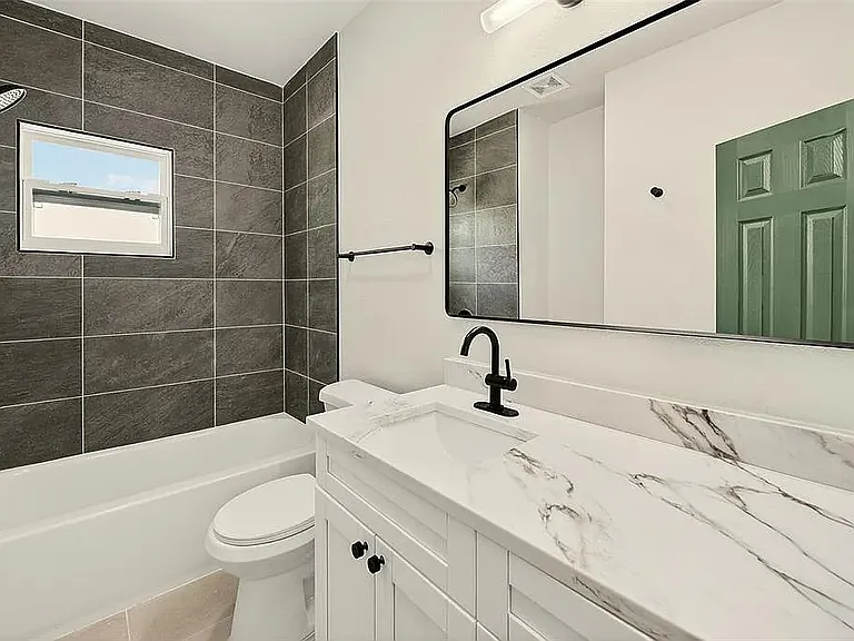 206 N Macdill Ave — Photo 11