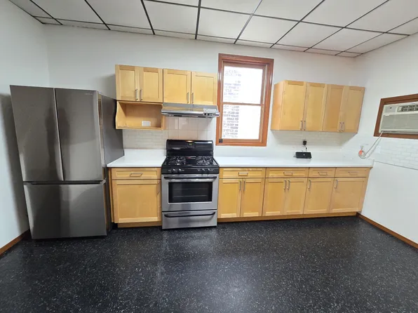 2726 S Princeton Ave Floor 2, Chicago, IL 60616