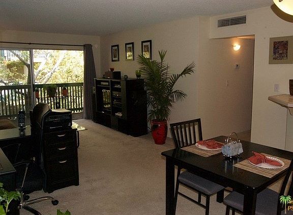 5th image of 424 N Bellflower Blvd Unit 306
