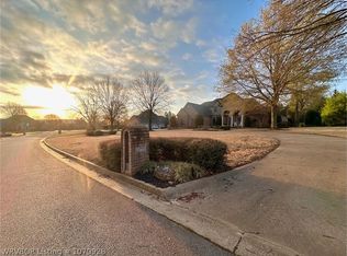 7200 Highland Park Dr, Fort Smith, AR 72916
