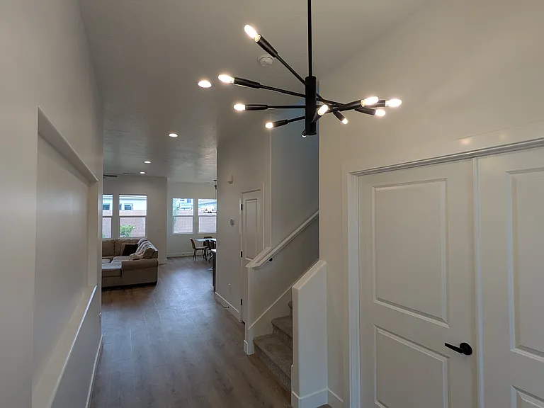 693 Taylor Creek Dr #1 — Photo 9
