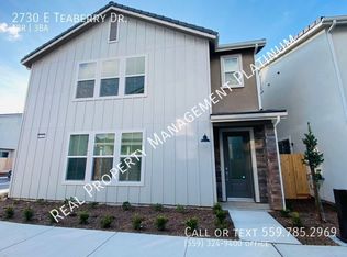 2730 E Teaberry Dr, Fresno, CA 93730