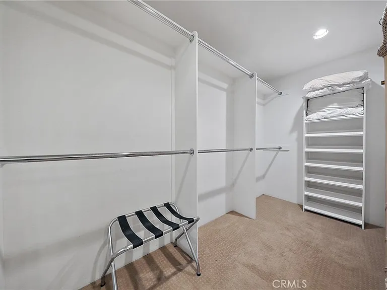 77137 Iroquois Dr — Photo 37