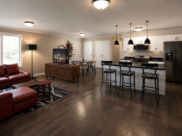 6775 W Lilly Pad Cir, Wasilla, AK