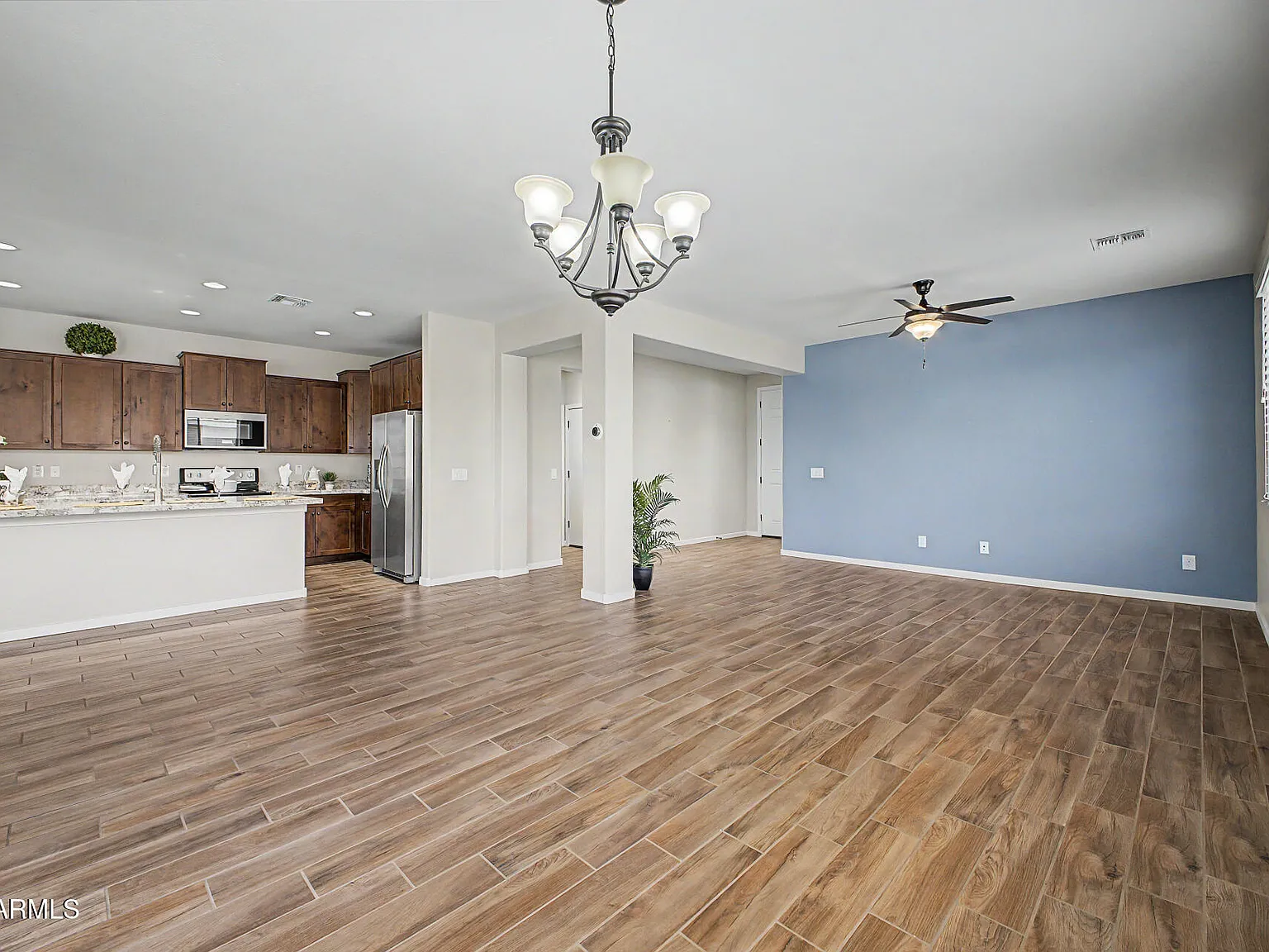 3 bed, 2.0 bath, 1791 sqft, $2,675 — Photo 4