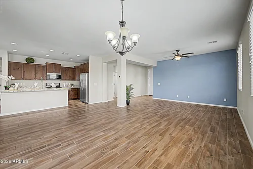 3413 N Loma Vis Photo 1