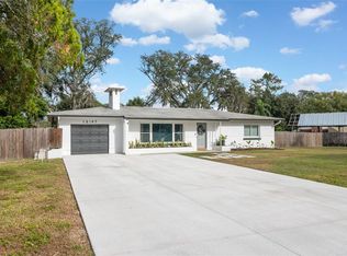 12107 Midlake Dr, Tampa, FL 33612
